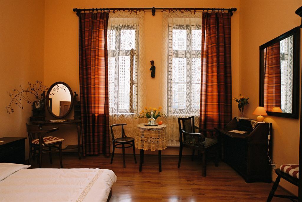 Piano Guest House Krakow Bagian luar foto
